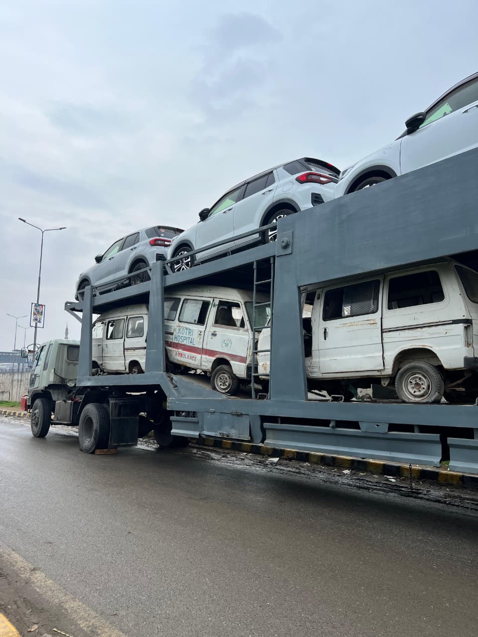 Cargo loading Lahore to Karachi